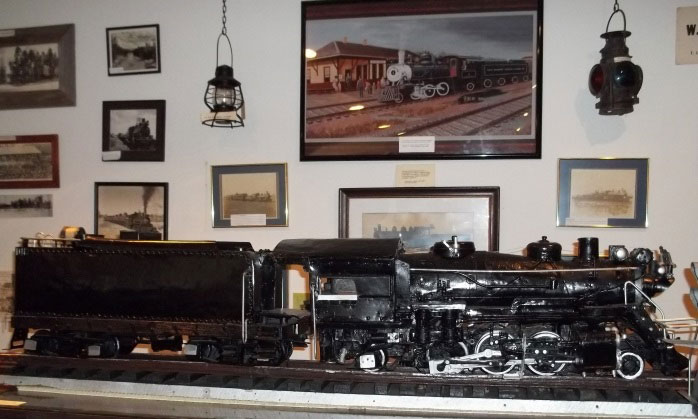 Model of the Iron Horse steam engine.