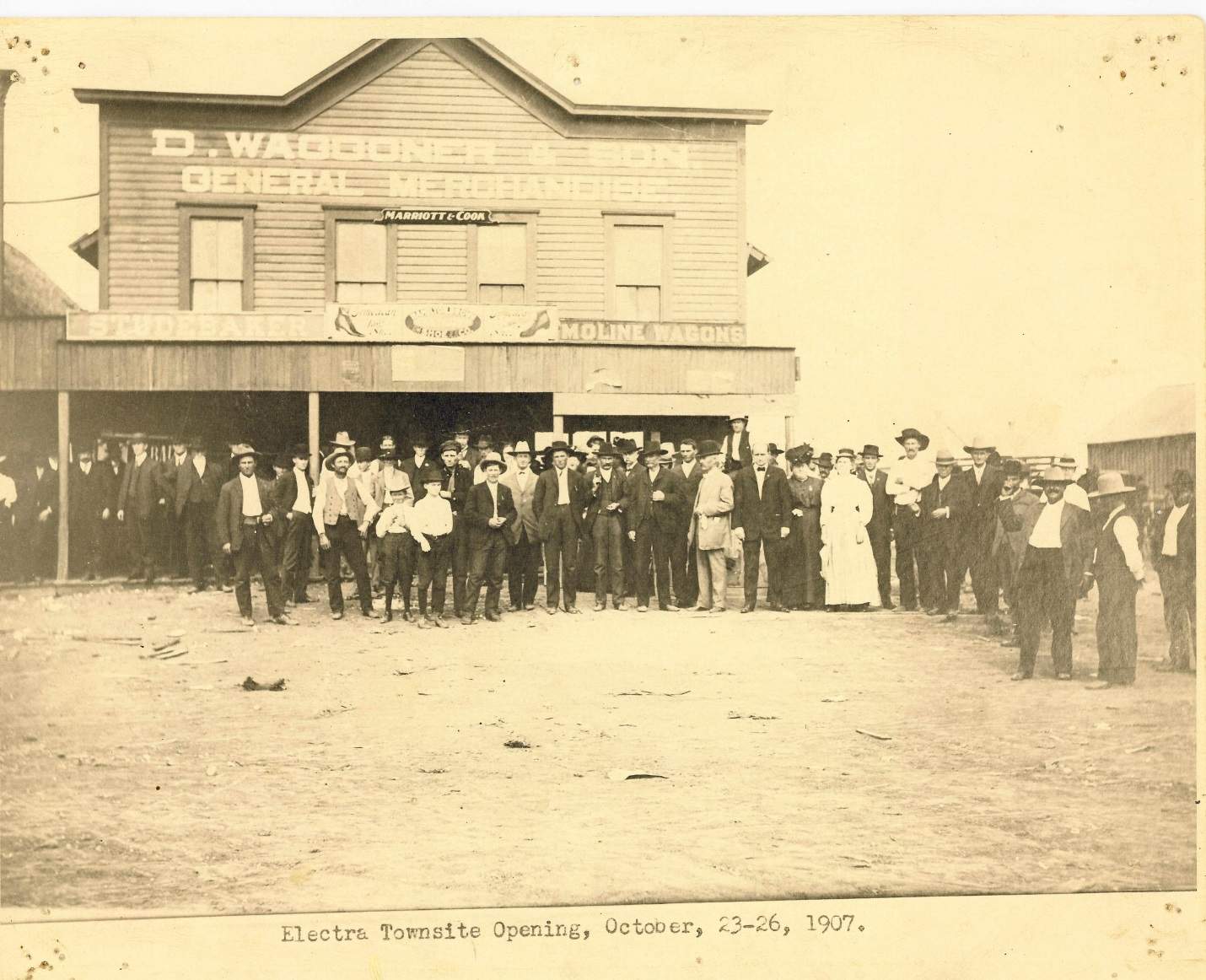 Photo of the Electra Town Site Opening in 1907