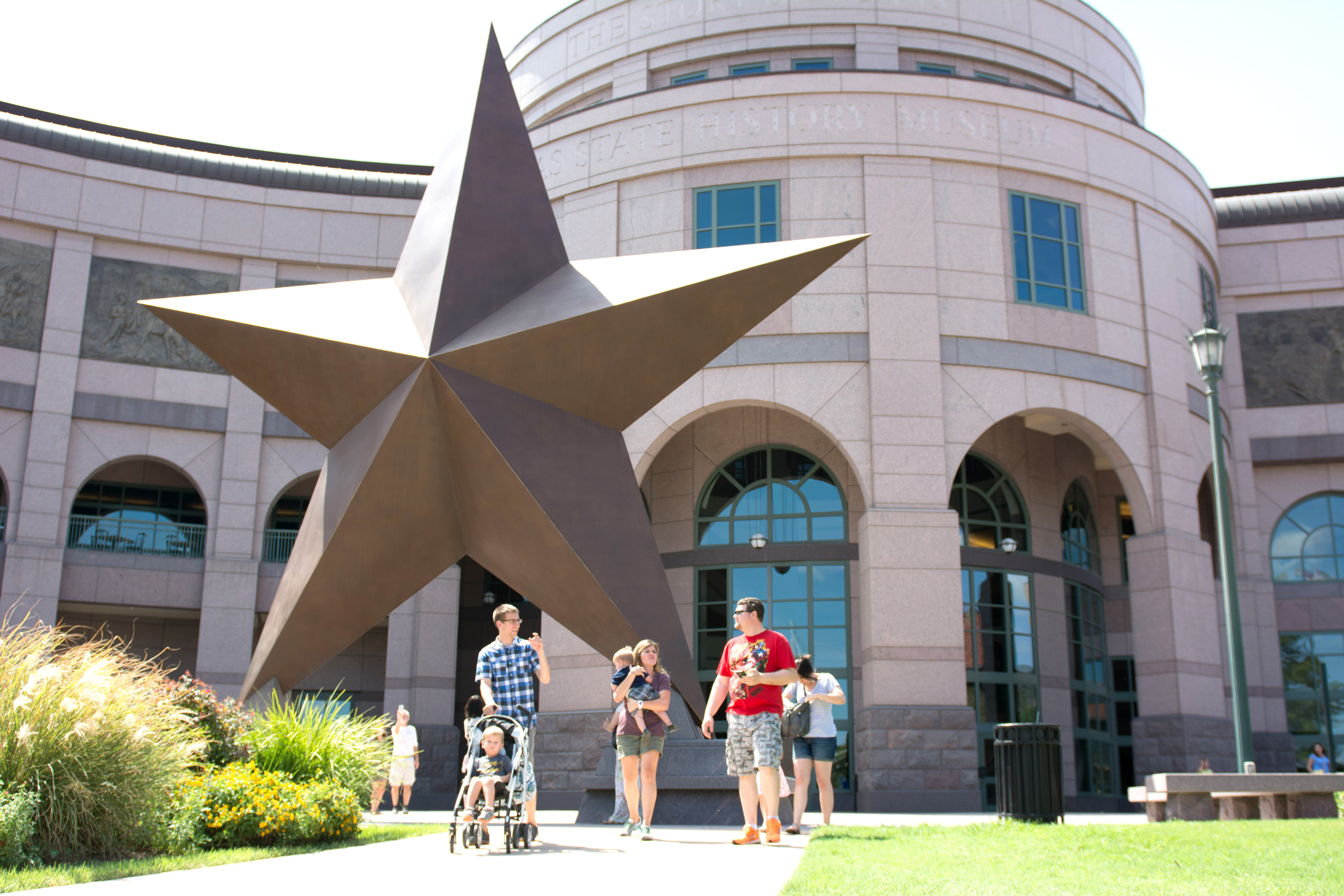 Museum offering free admission for active military and their families all summer.