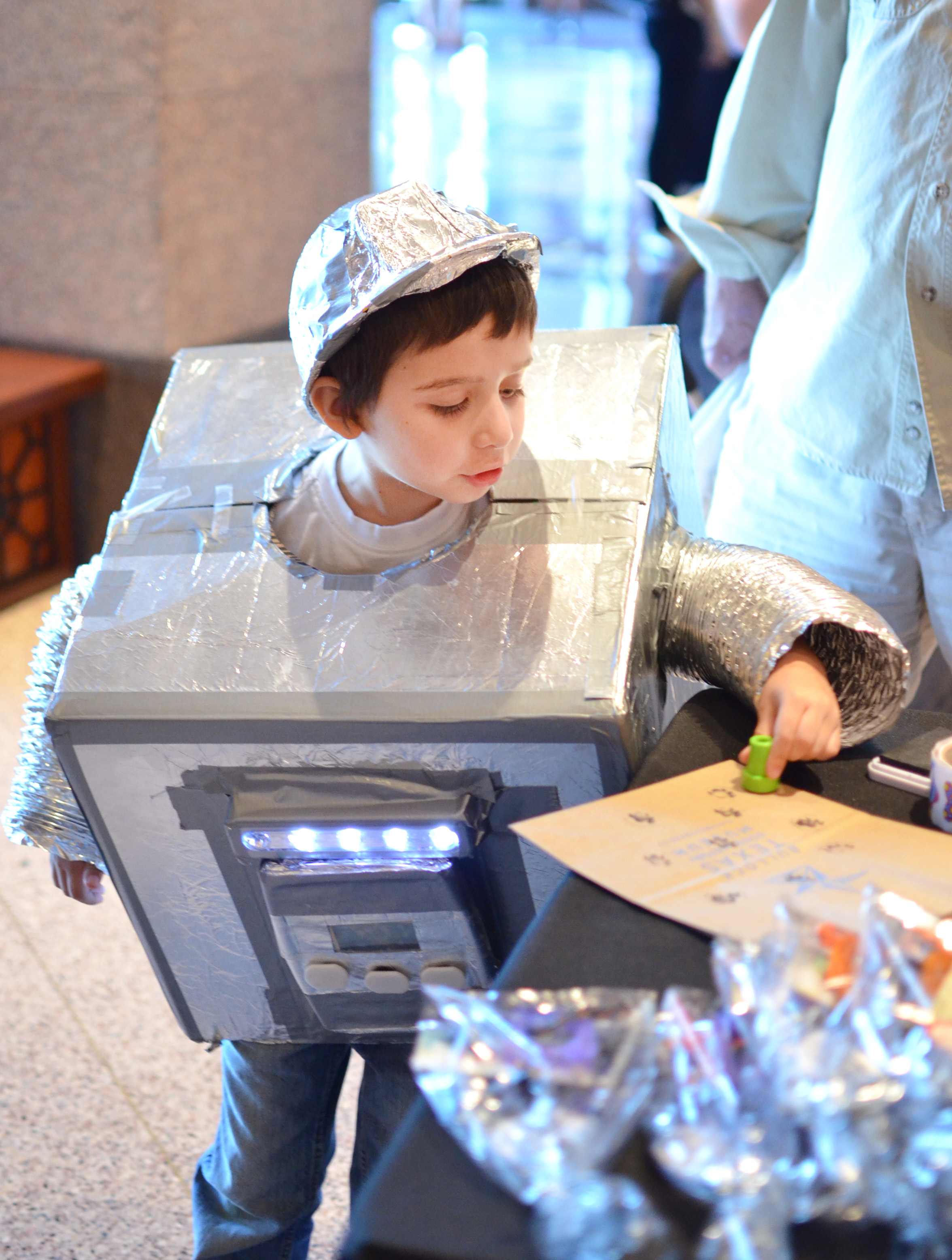 Skeletons of all shapes and sizes will find fun creating glow-in-the-dark art, experimenting with bony science, and moving their bones to the spooky beats at Spooktacular on Friday, Oct. 28, 2016. Plus, explore the Bullock Museum's exhibitions after hours