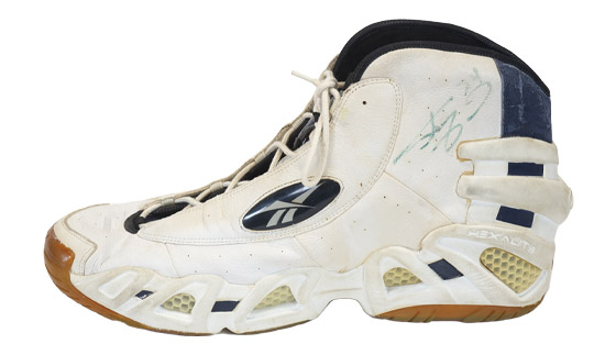 Shaquille O'Neal autographed shoe | Bullock Texas State History Museum