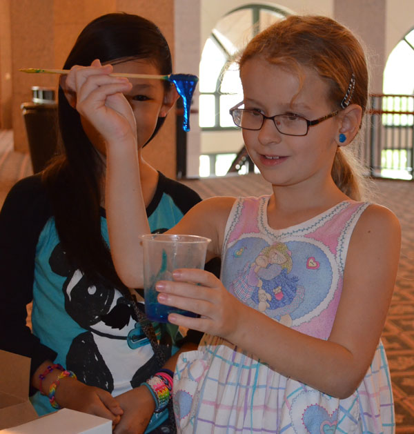 students make slime at science thursday